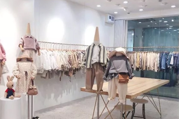 嬰兒衣服批發(fā)市場(chǎng)2