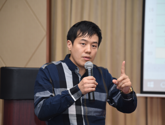 圖4：愛親合伙人副總劉維思先生  