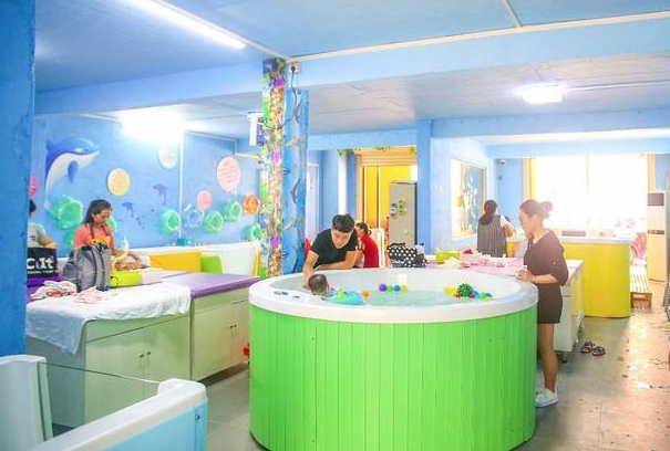   嬰兒游泳館加盟費用是多少