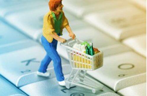 無論母嬰電商還是母嬰用品店加盟企業(yè)，線上渠道和線下渠道相結(jié)合的模式將成為必然。