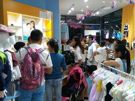 河北連大姐加盟愛親母嬰