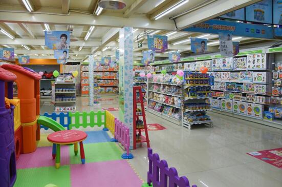 80后小夫妻母嬰加盟，雙劍合璧助推店面快速銷售