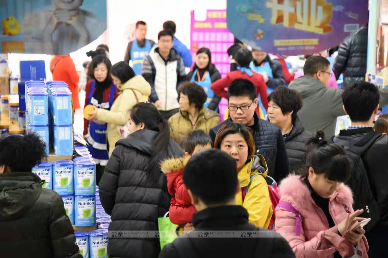 80后富二代加盟母嬰店 竟然掙錢(qián)了