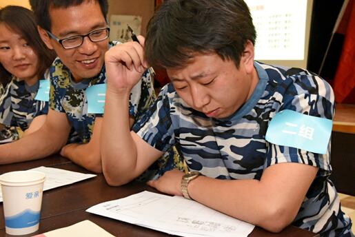 愛親母嬰營運(yùn)中心學(xué)員制定個(gè)人目標(biāo)