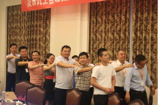 愛親民主管理委員會西北分會區(qū)域委員現(xiàn)場活動