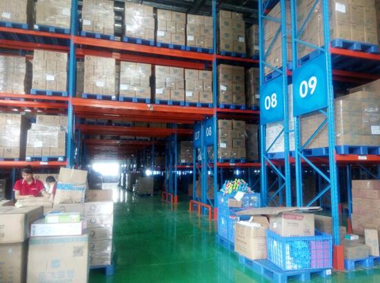 愛(ài)親華南廣州倉(cāng)儲(chǔ)配送中心內(nèi)景