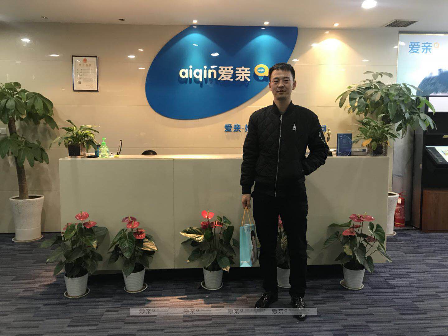 熱烈慶祝湖北武漢常先生加盟愛親母嬰！預(yù)祝生意興隆！