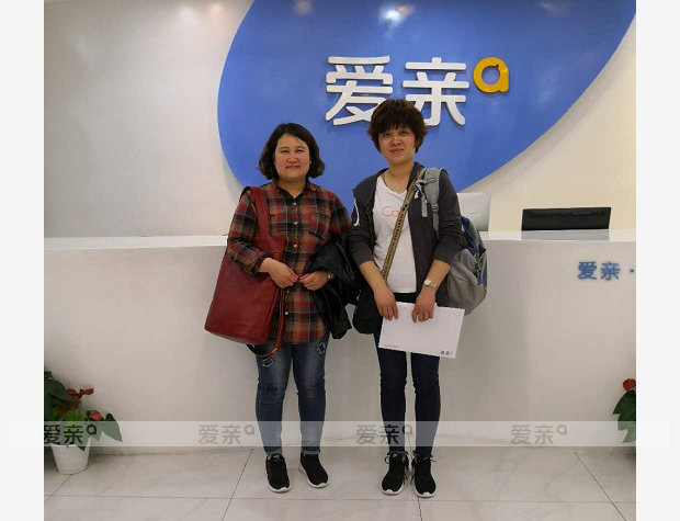 熱烈慶祝河南計女士加盟愛親母嬰！預(yù)祝生意興隆！