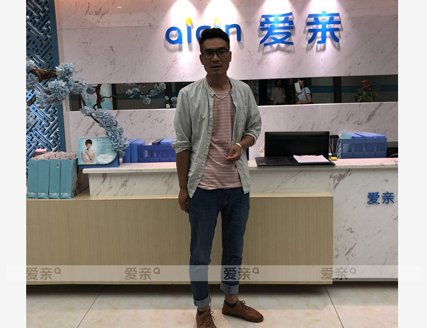 熱烈慶祝云南胡先生加盟愛親母嬰！預祝生意興??！